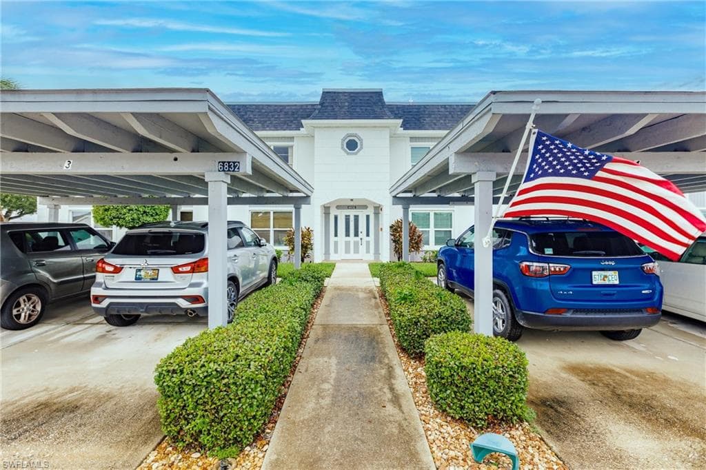 6832 Sandtrap DR # 2, FORT MYERS FL 33919-31