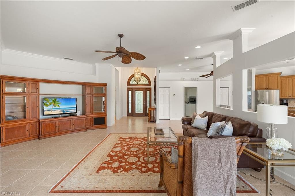 24929 Bay Cedar DR, BONITA SPRINGS FL 34134-8