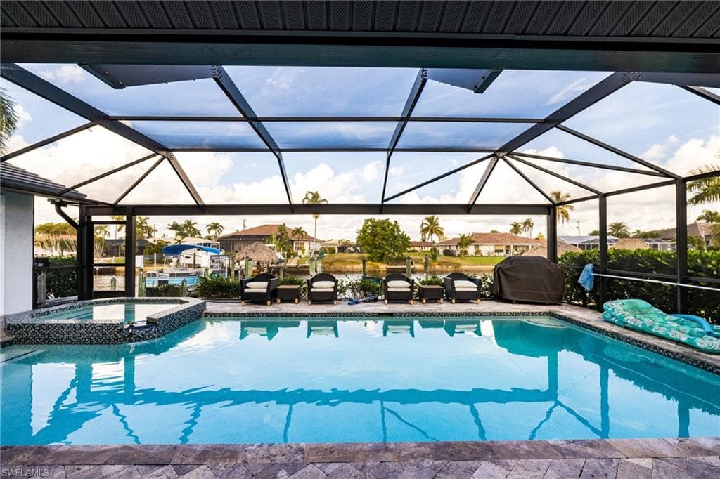 1911 SE 32nd TER, CAPE CORAL FL 33904-2