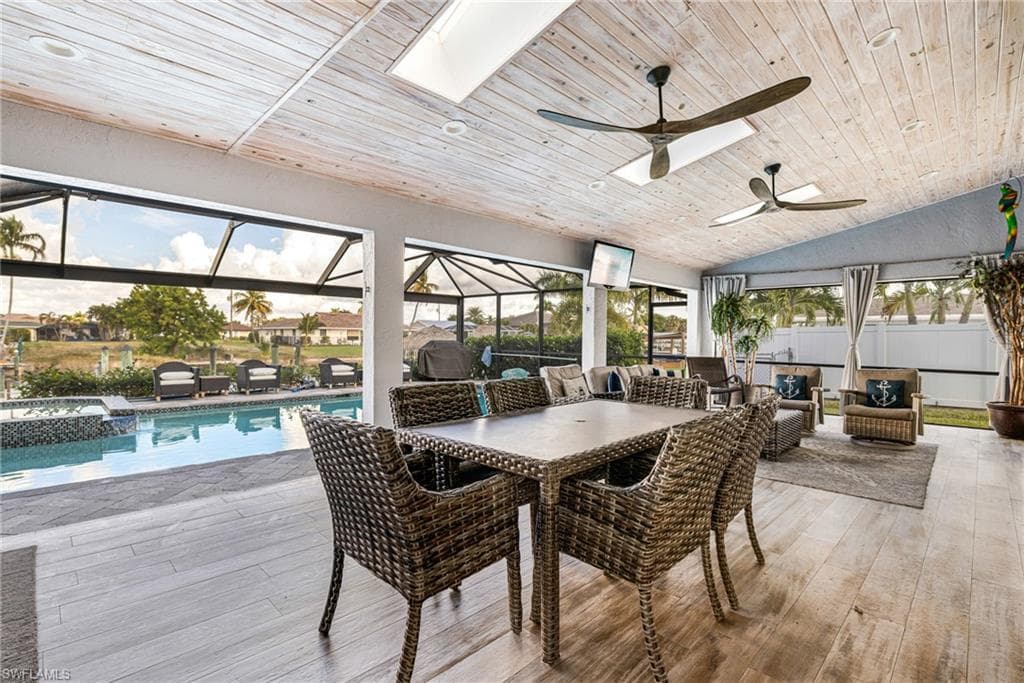 1911 SE 32nd TER, CAPE CORAL FL 33904-35