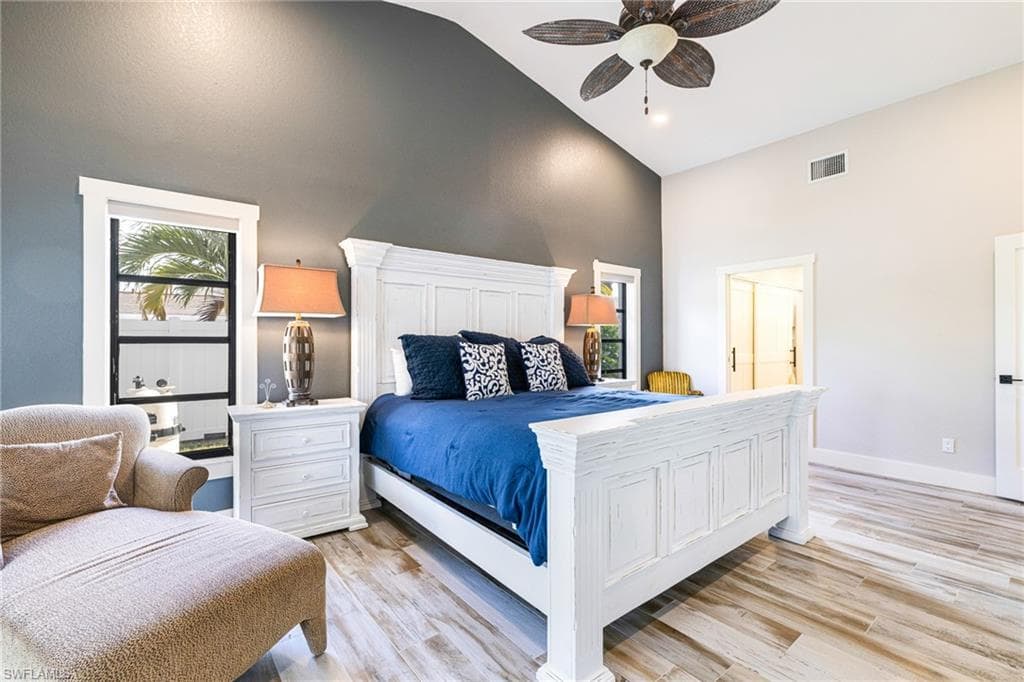 1911 SE 32nd TER, CAPE CORAL FL 33904-23