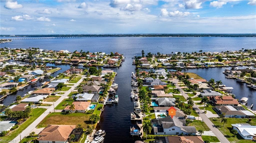 1911 SE 32nd TER, CAPE CORAL FL 33904-44