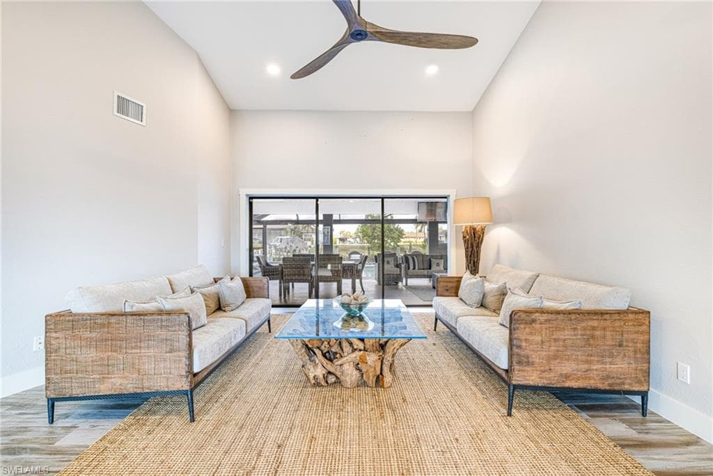 1911 SE 32nd TER, CAPE CORAL FL 33904-14