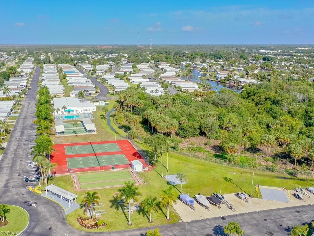 14 Pearl DR # 14P, NAPLES FL 34114-24