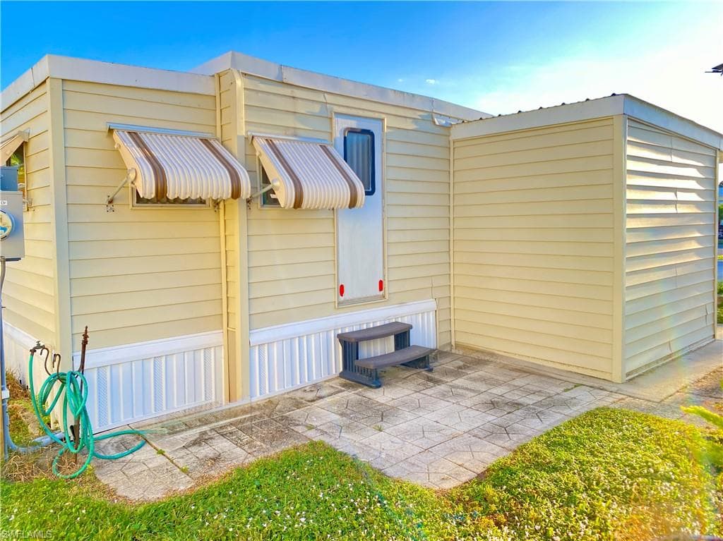 14 Pearl DR # 14P, NAPLES FL 34114-20