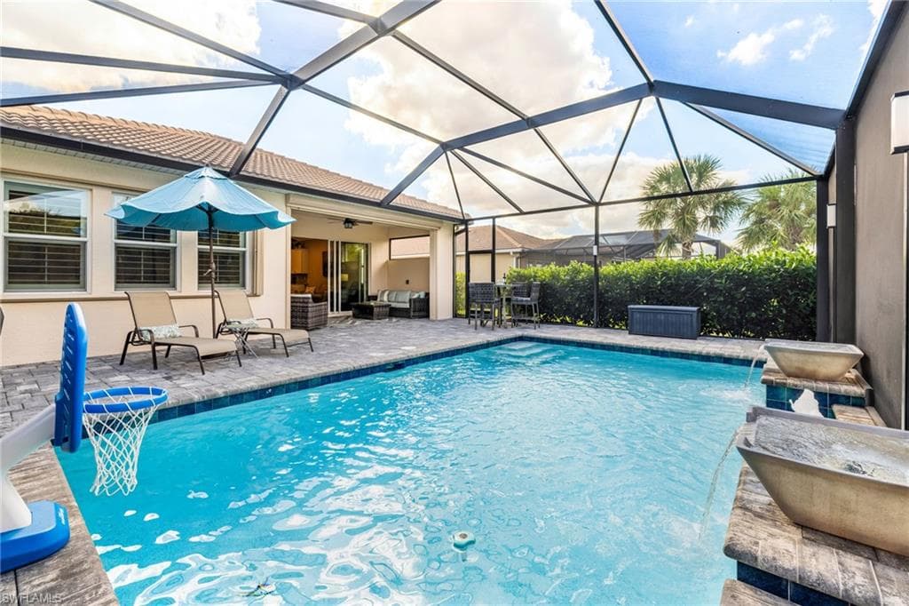 10386 Materita DR, FORT MYERS FL 33913-30