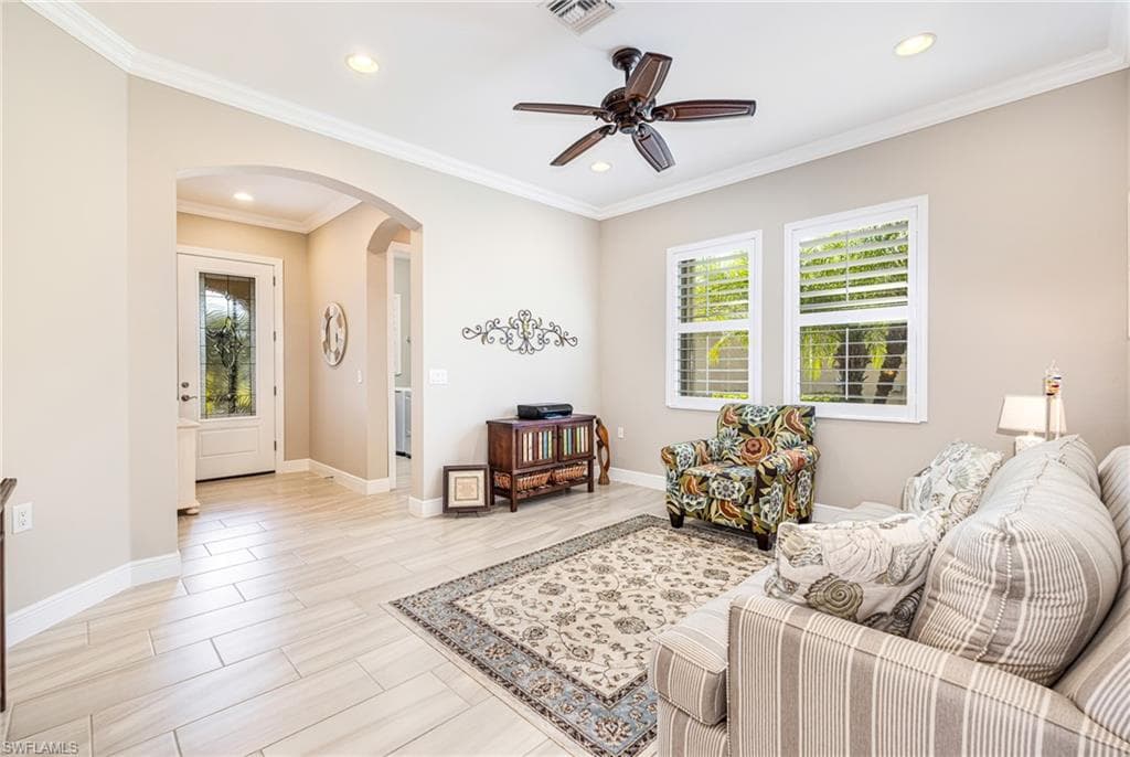 10386 Materita DR, FORT MYERS FL 33913-24