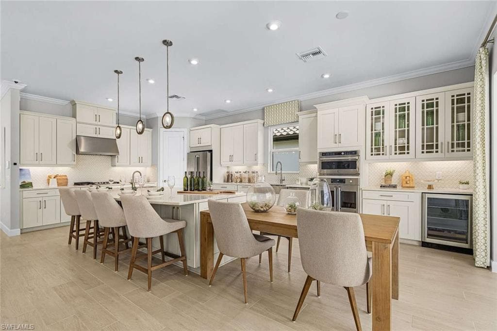 11591 Venetian Lagoon DR-9