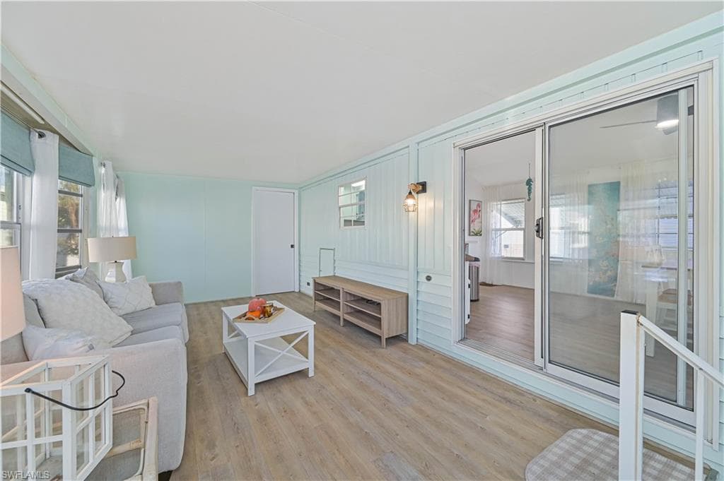 4751 Liberty LN W, ESTERO FL 33928-5