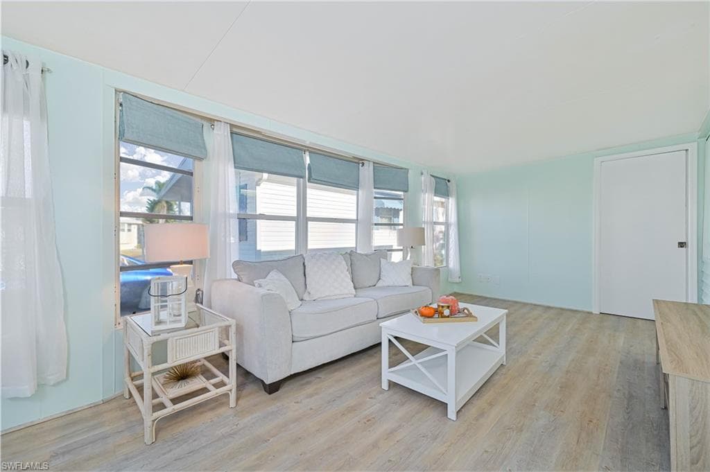 4751 Liberty LN W, ESTERO FL 33928-6