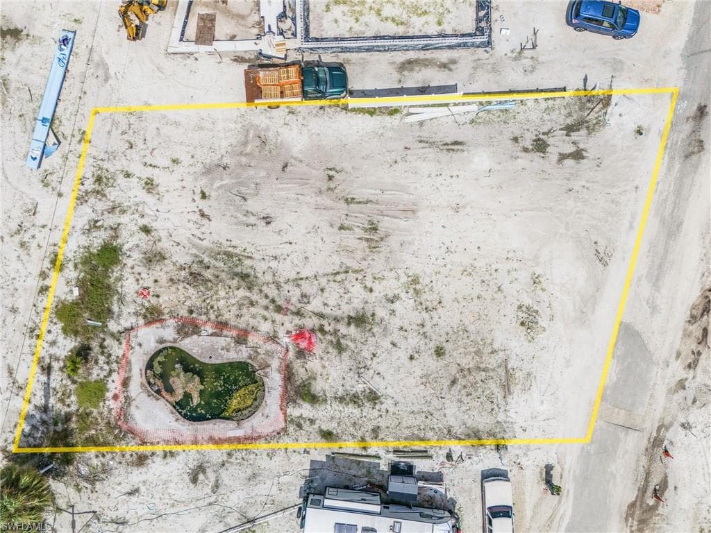 101-103 Andre Mar DR, FORT MYERS BEACH FL 33931-7