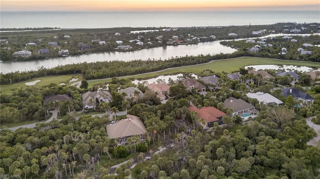 2372 Wulfert RD, SANIBEL FL 33957-1