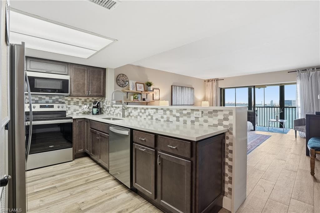 400 Lenell RD # 706, FORT MYERS BEACH FL 33931-19