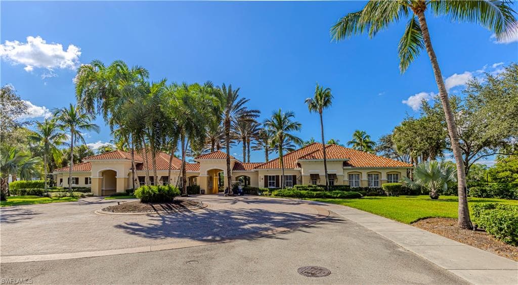 1761 Tarpon Bay DR S # 58, NAPLES FL 34119-19