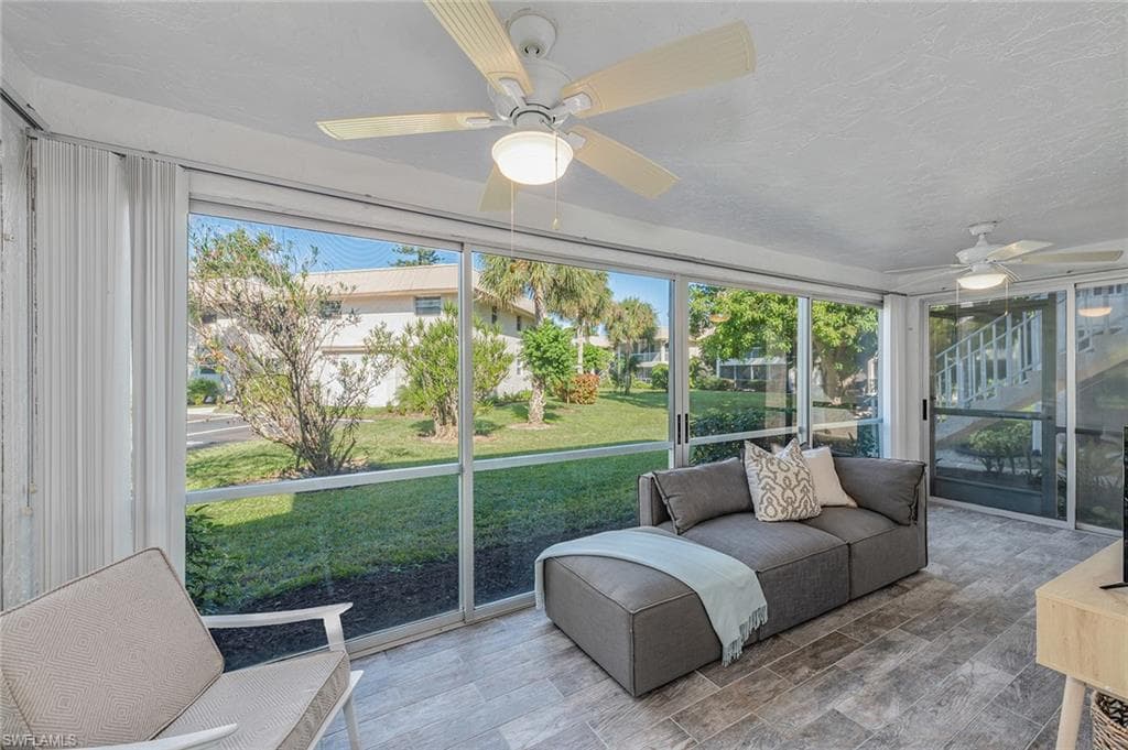 1549 Sandpiper ST # 49, NAPLES FL 34102-12