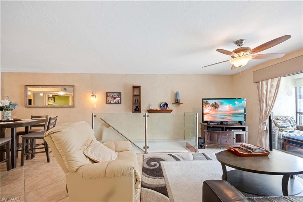 9395 Pennsylvania AVE # 3, BONITA SPRINGS FL 34135-15