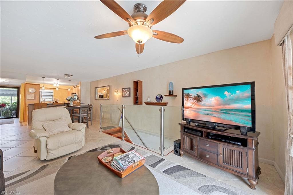 9395 Pennsylvania AVE # 3, BONITA SPRINGS FL 34135-10