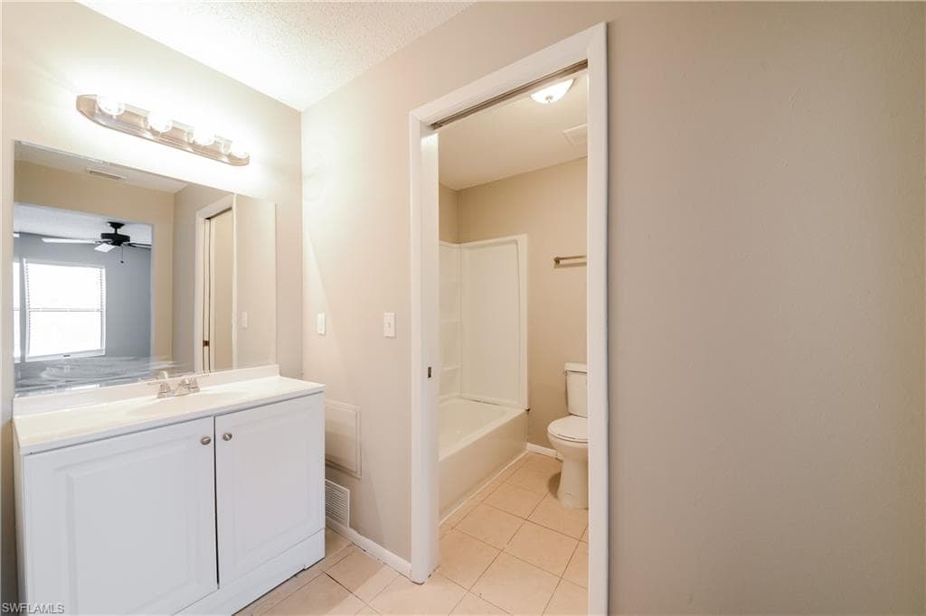 3286 Papaya RD, VENICE FL 34293-9