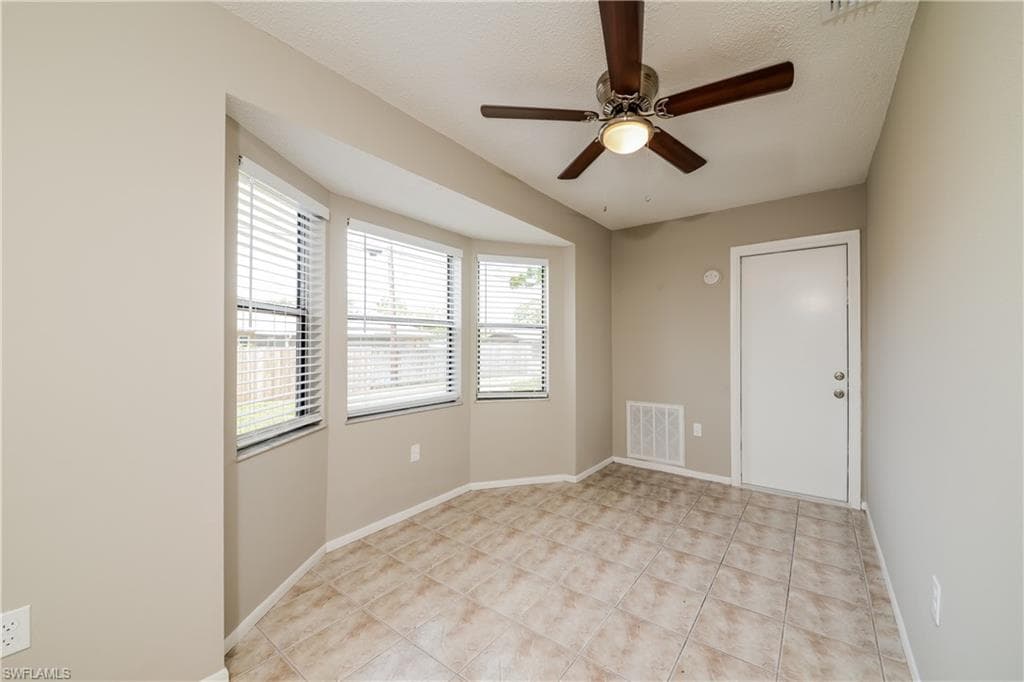 3286 Papaya RD, VENICE FL 34293-3