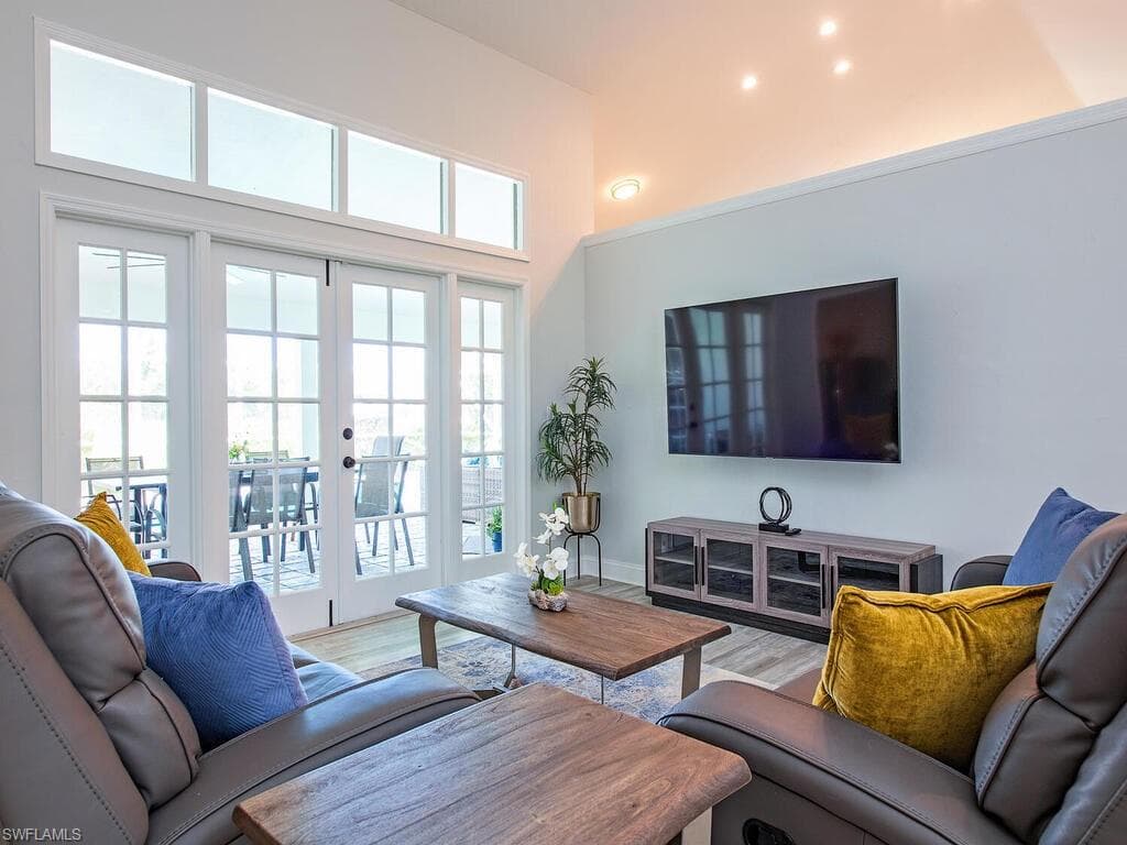 113 Palmetto Dunes CIR, NAPLES FL 34113-9