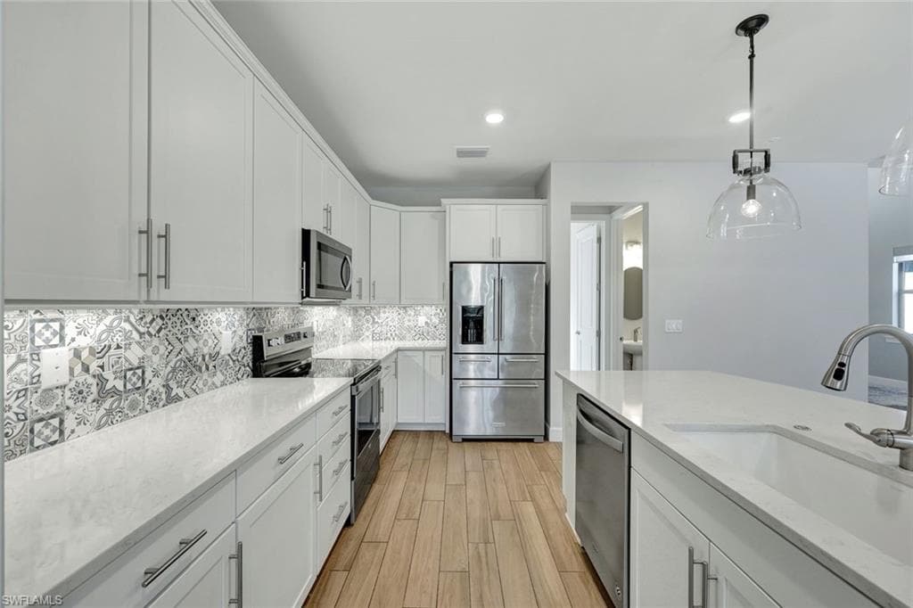 9034 Bexley DR, FORT MYERS FL 33967-6