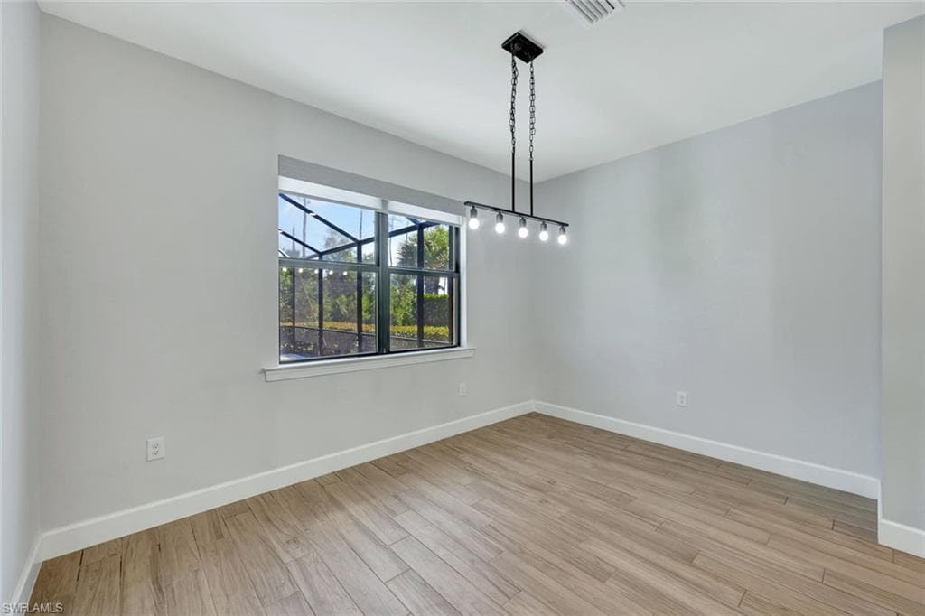 9034 Bexley DR, FORT MYERS FL 33967-10