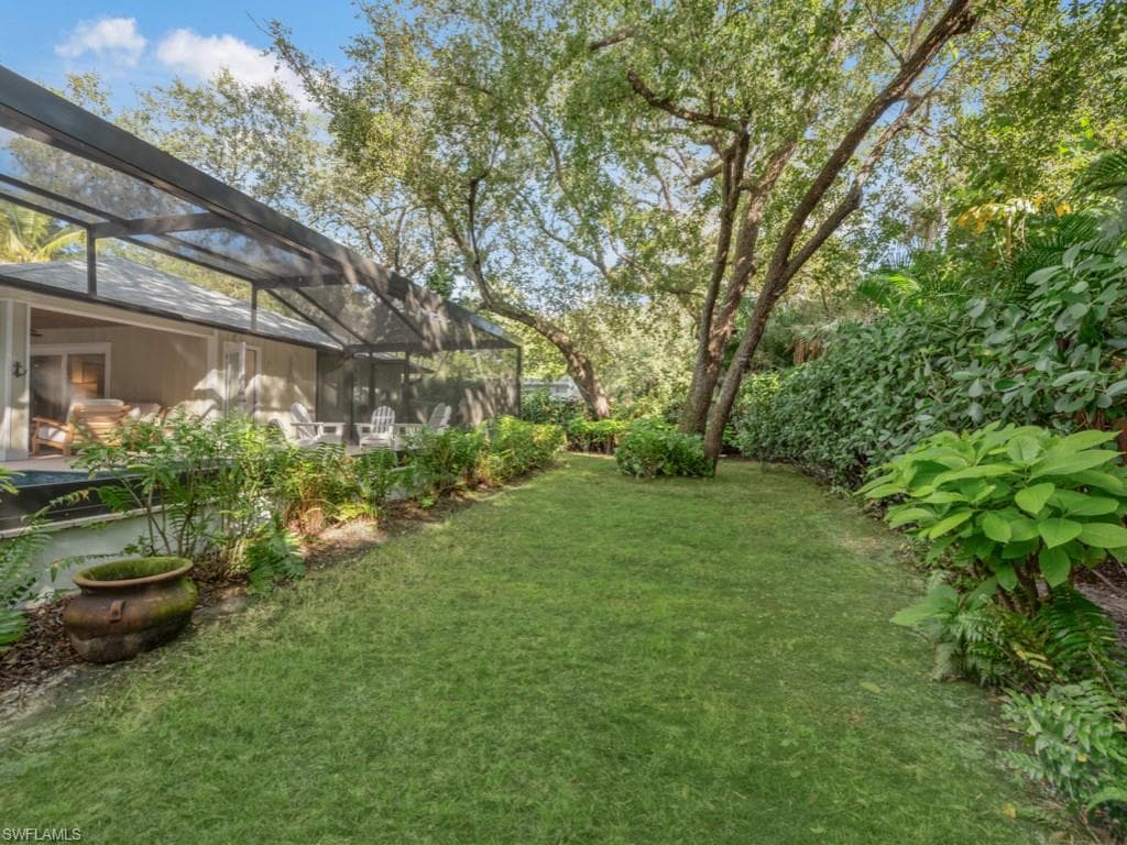 2448 Harbor RD, NAPLES FL 34104-31