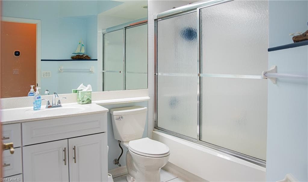 10711 Crooked River RD # 202, ESTERO FL 34135-21