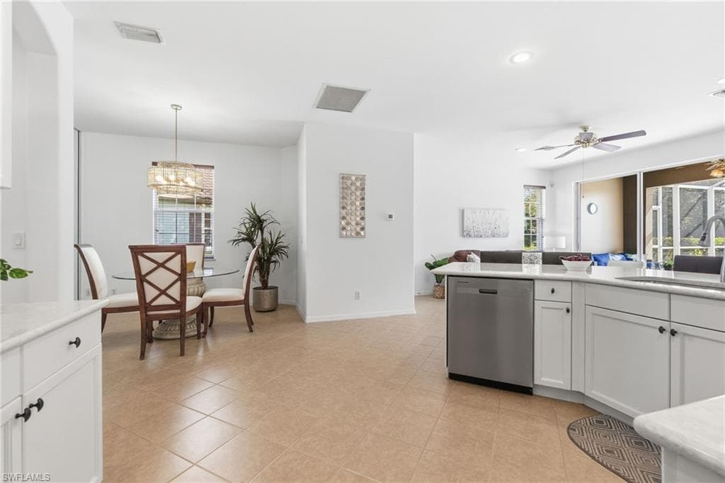 10521 Diamante WAY, FORT MYERS FL 33913-9