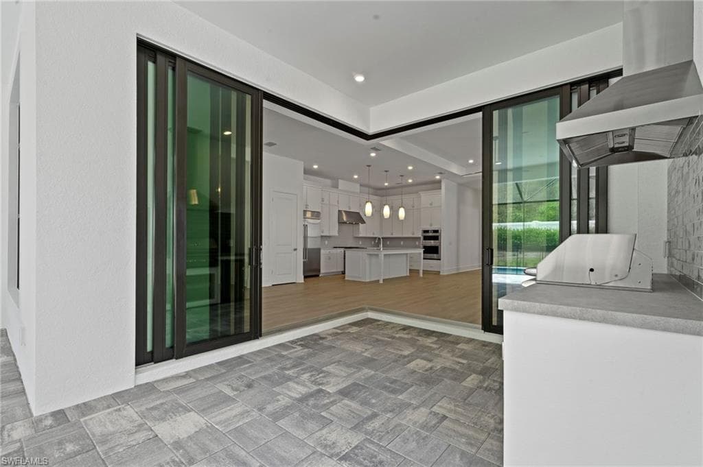 9553 Caymas TER, NAPLES FL 34114-21