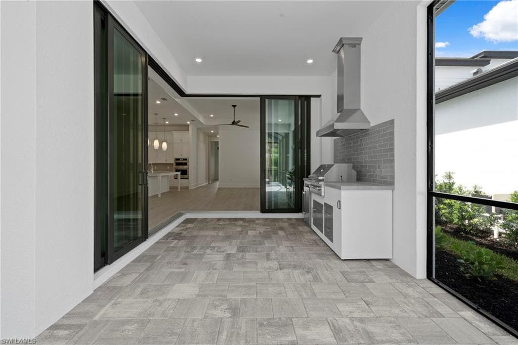 9553 Caymas TER, NAPLES FL 34114-23