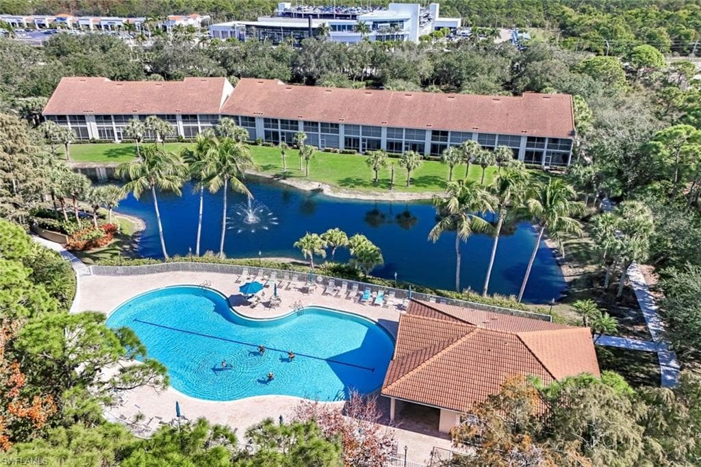 14530 Red Fox RUN # 215, NAPLES FL 34110-28