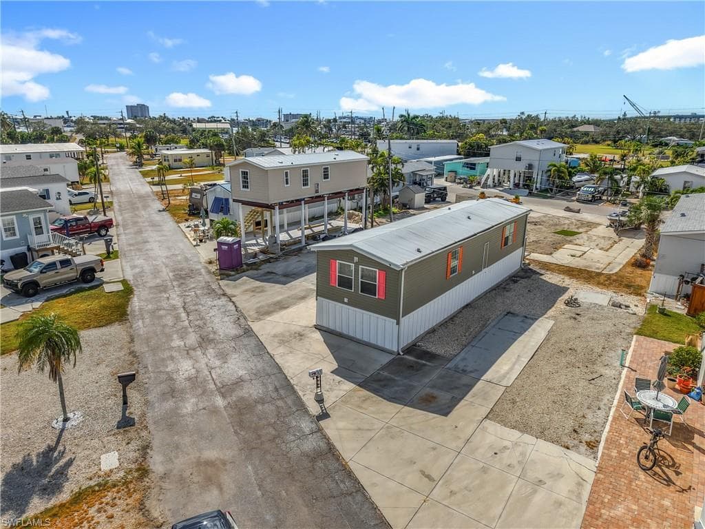 16 Helen LN-4