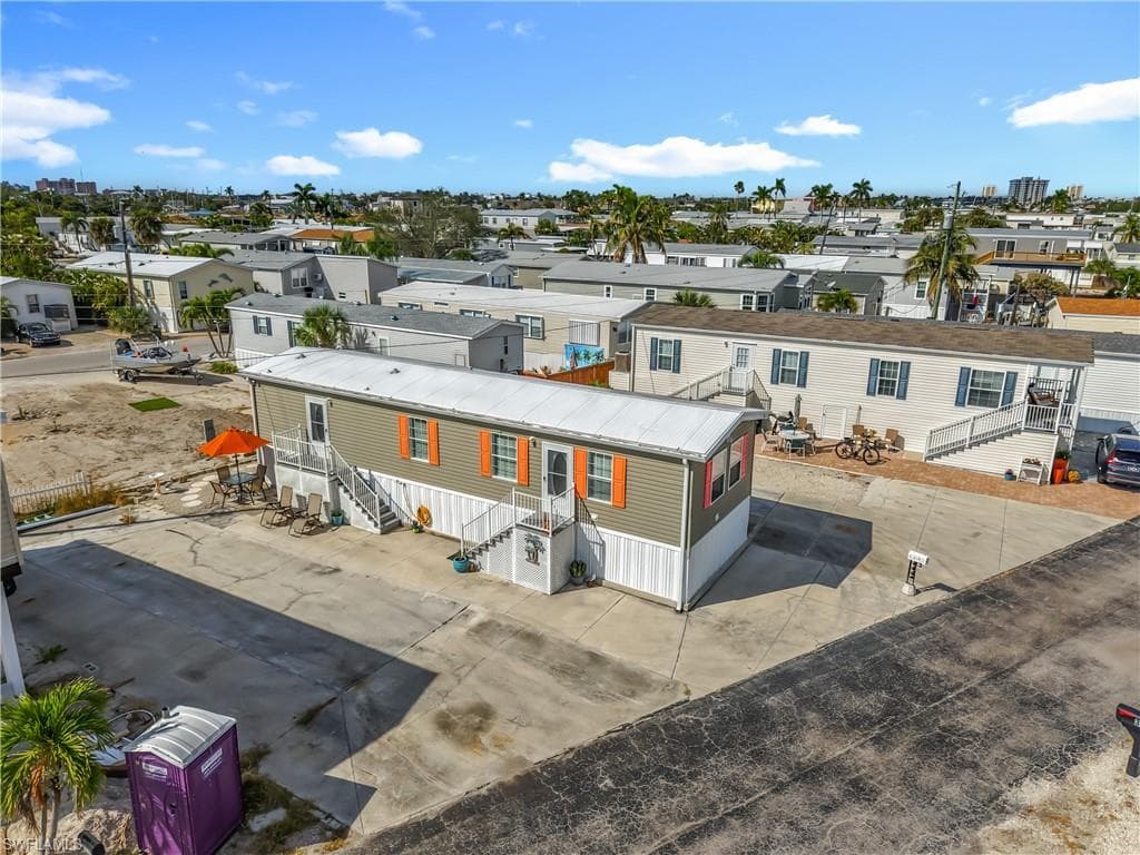 16 Helen LN-33