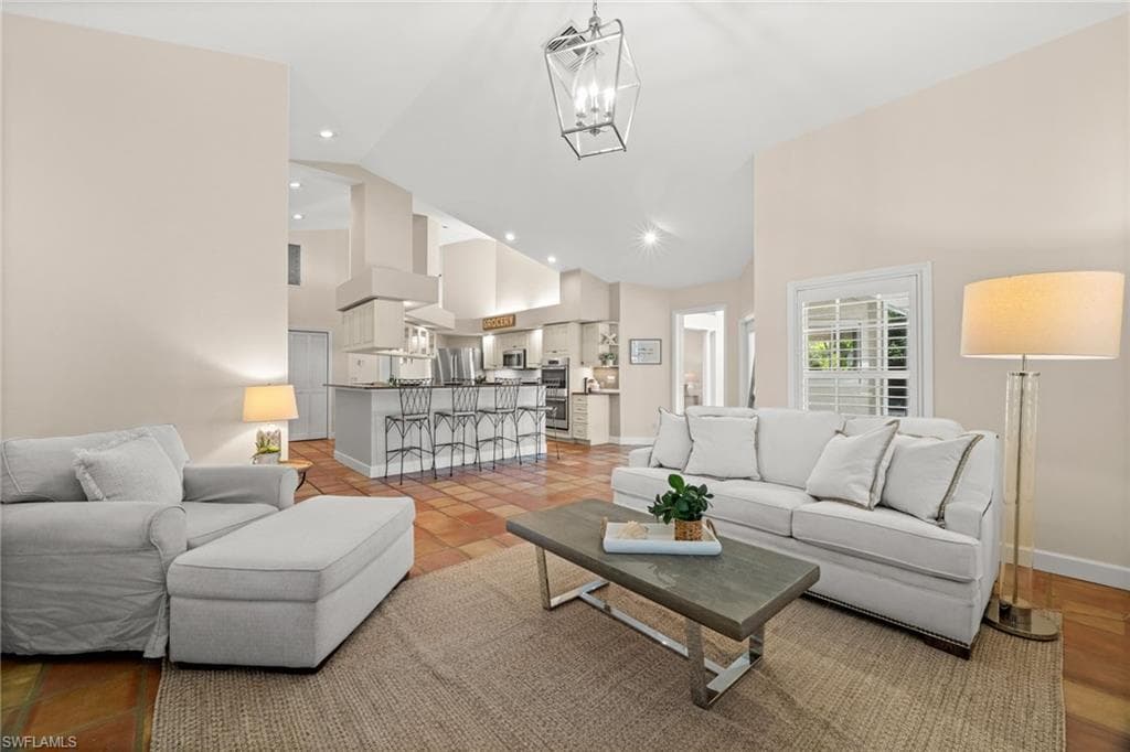 1923 Blackstone CIR, NAPLES FL 34109-22