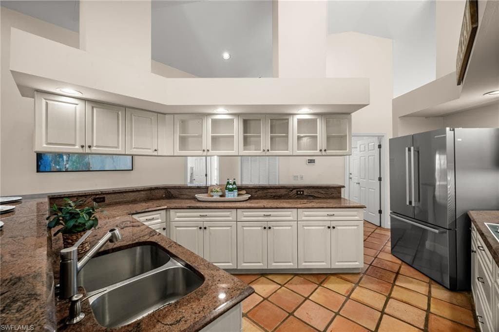 1923 Blackstone CIR, NAPLES FL 34109-30