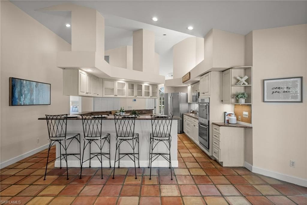 1923 Blackstone CIR, NAPLES FL 34109-28