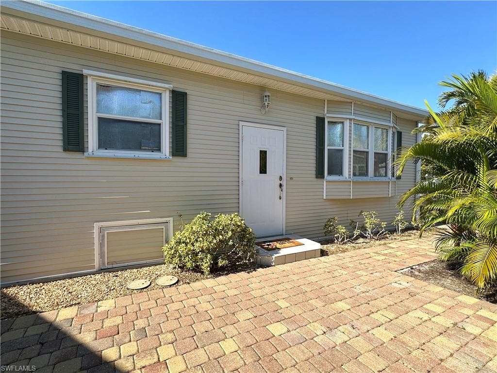 4501 Mayflower WAY E, ESTERO FL 33928-24