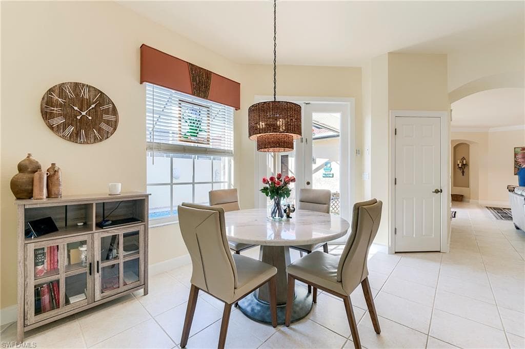 8920 Crown Colony BLVD, FORT MYERS FL 33908-15