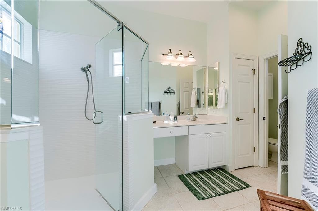 8920 Crown Colony BLVD, FORT MYERS FL 33908-27