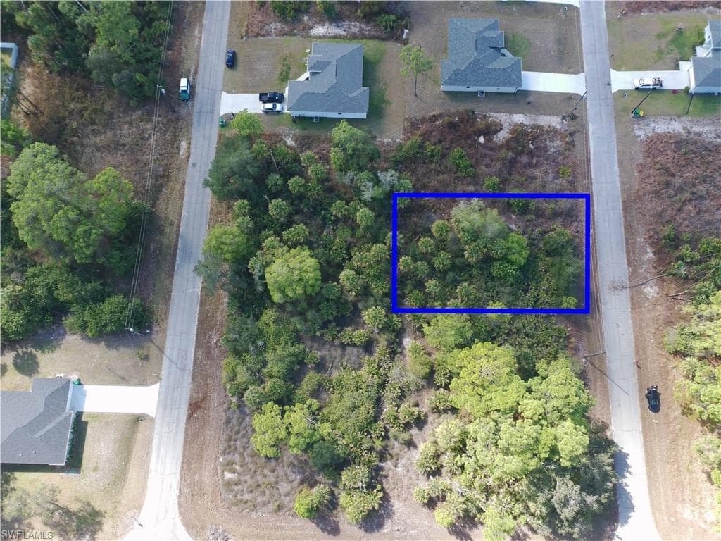 315 IVANHOE AVE Banyan Village-7