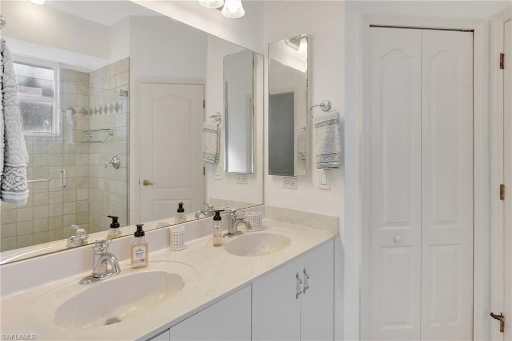 5794 Elizabeth Ann WAY, FORT MYERS FL 33912-21