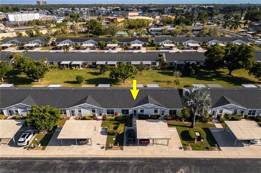 6823 Sandtrap DR, FORT MYERS FL 33919-24