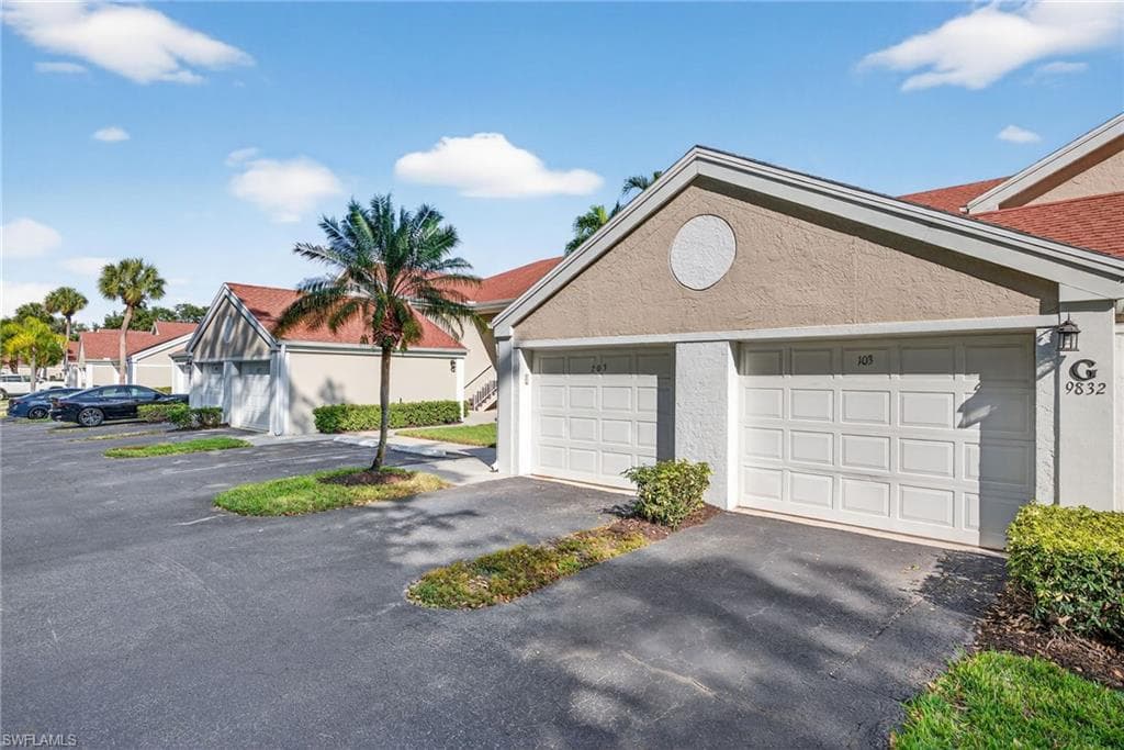 9832 Luna CIR # 103G, NAPLES FL 34109-21