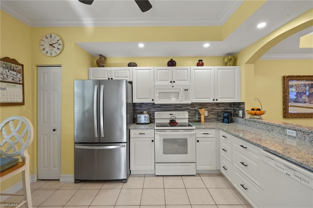 4690 Turnberry Lake DR # 102, ESTERO FL 33928-9