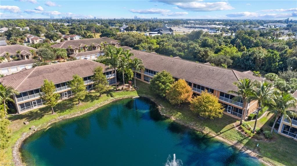 1076 Winding Pines CIR # 206, CAPE CORAL FL 33909-17