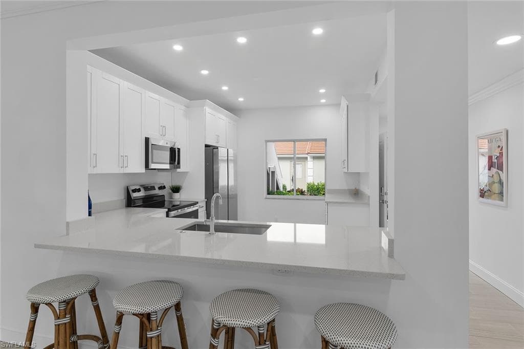 700 Saratoga CIR B-101-3
