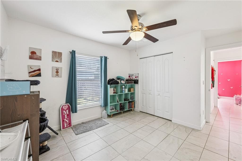 1910 Lorna AVE, LEHIGH ACRES FL 33972-16