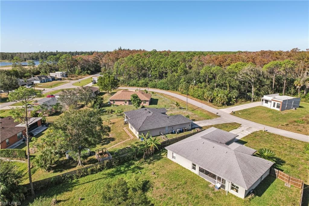 1910 Lorna AVE, LEHIGH ACRES FL 33972-35