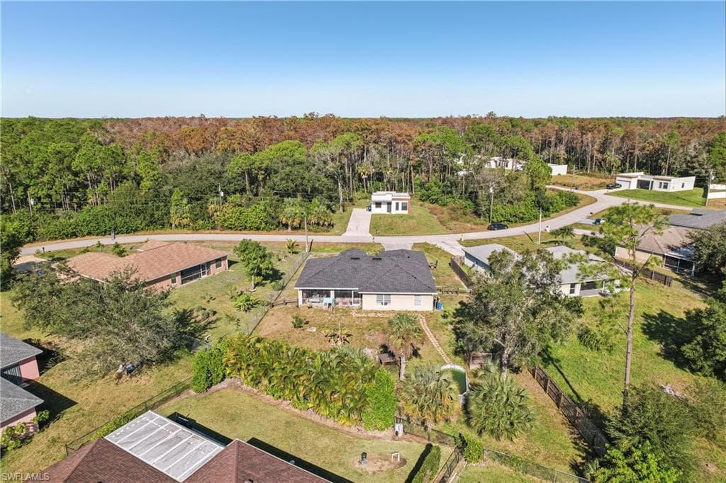 1910 Lorna AVE, LEHIGH ACRES FL 33972-37